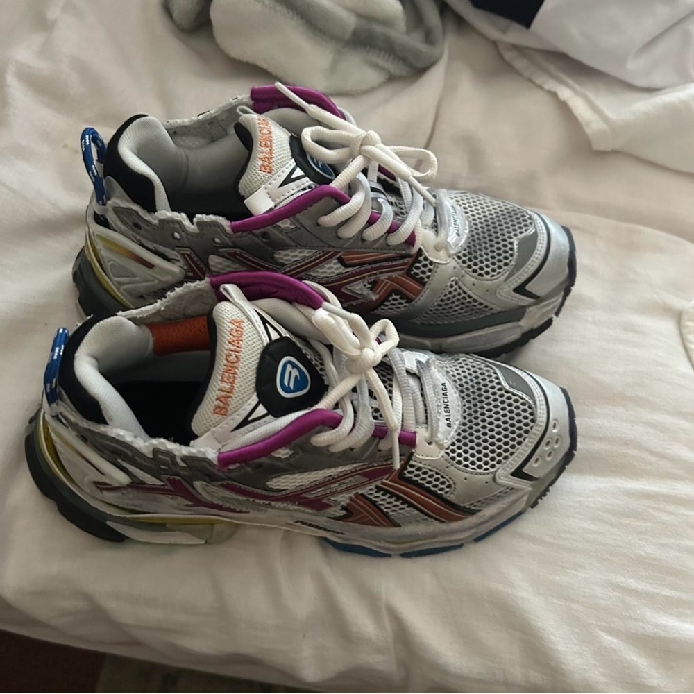 Balenciaga Gray and Purple Sneakers with Chunky Sole - Picture 4 of 4